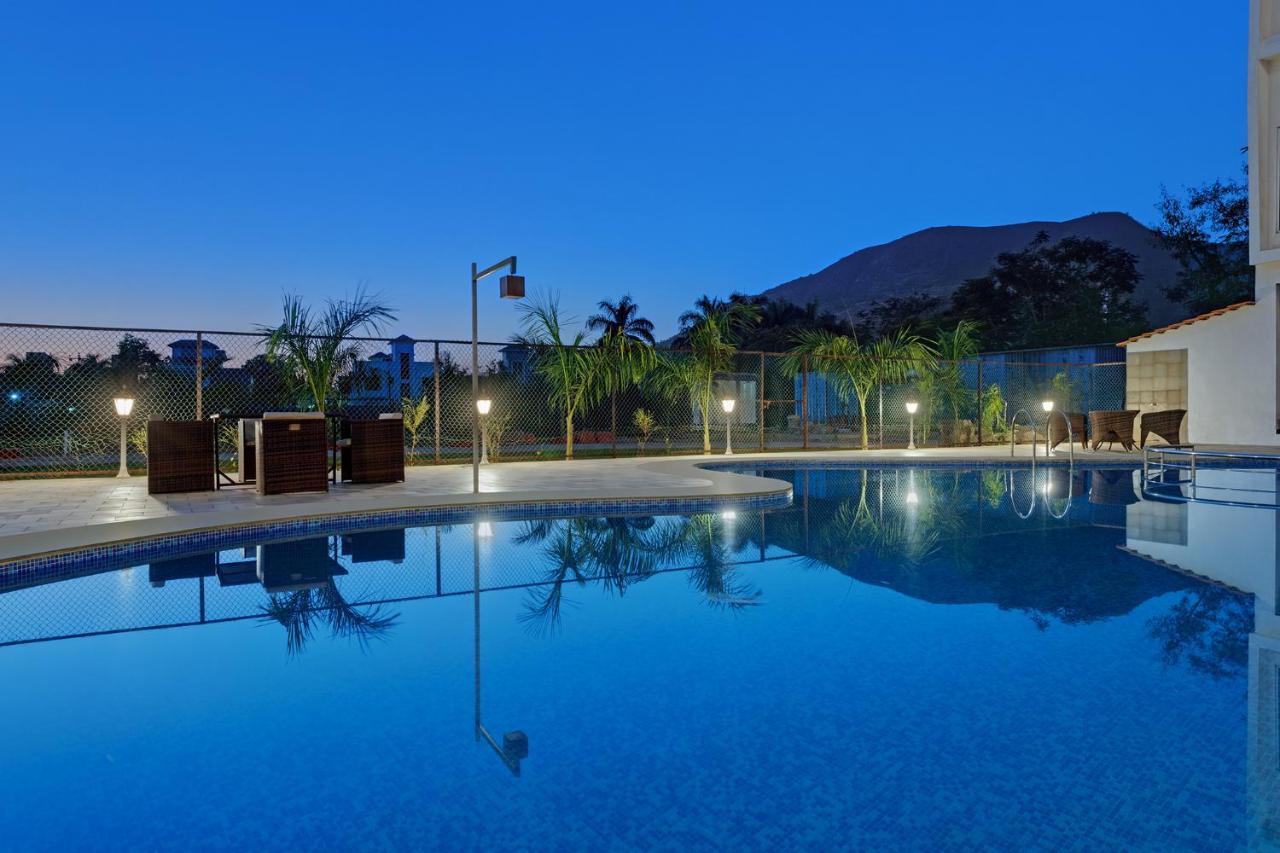 Viola Beacon Resort, Lonavala Exteriör bild